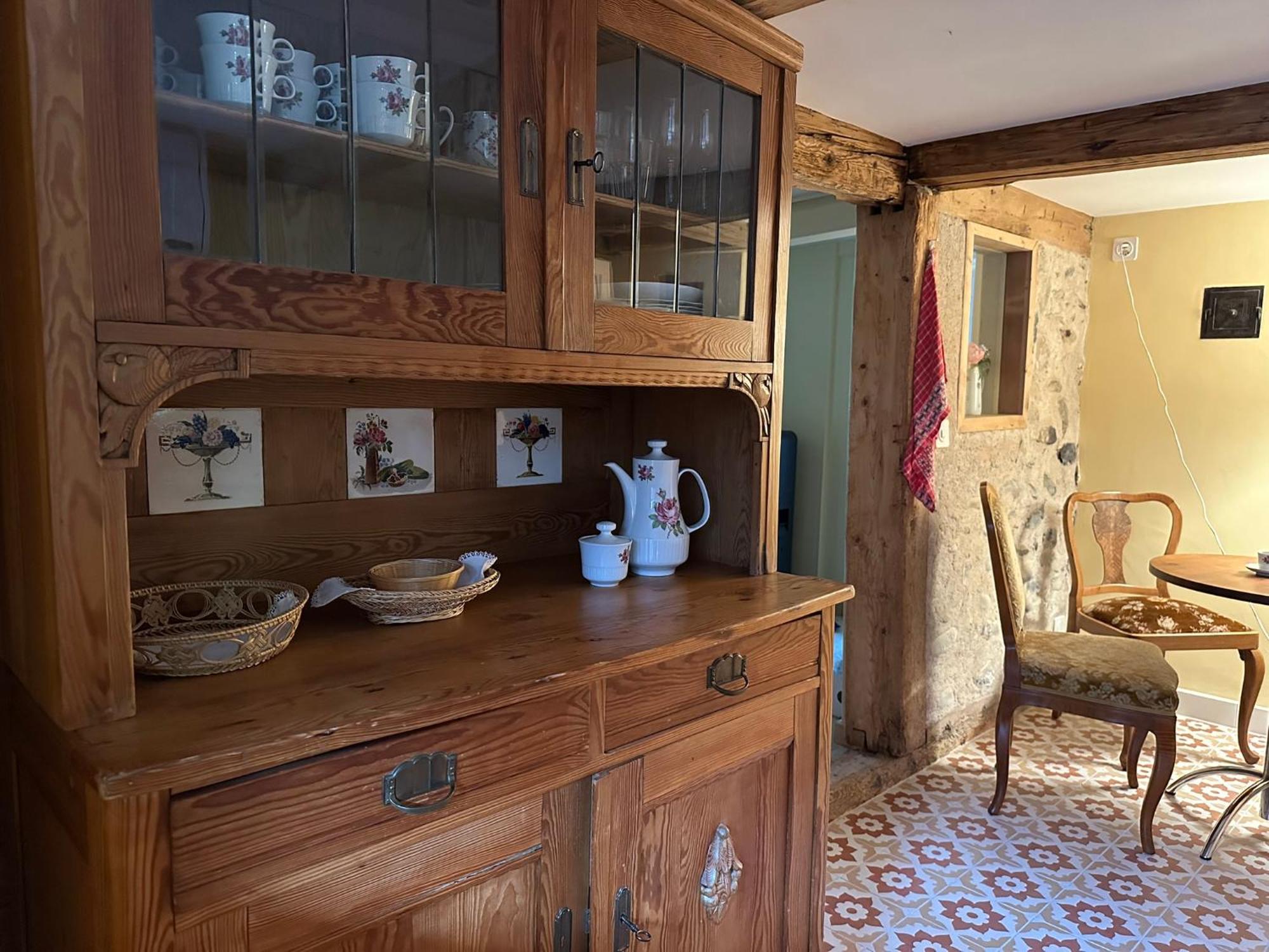 Gemuetliches Chalet-zimmer In Swiss Historic Holidays Rosalie